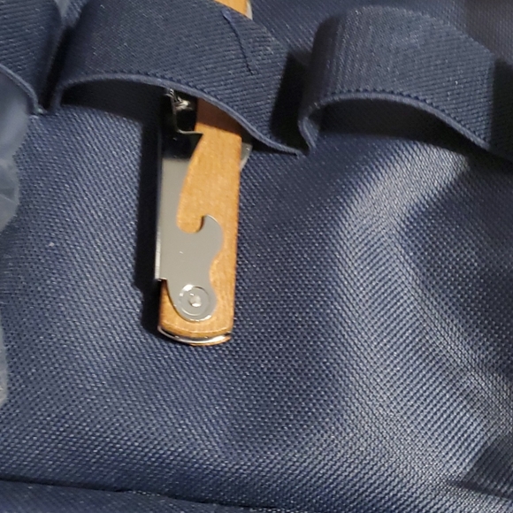 - Picnic Frontgate Top Of Line For A Fab Picnic Or Beach Its Beautiful - Picture 9 of 12